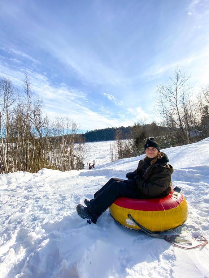 Pourvoirie Du Lac Blanc Saint-Alexis-des-Monts Eksteriør bilde